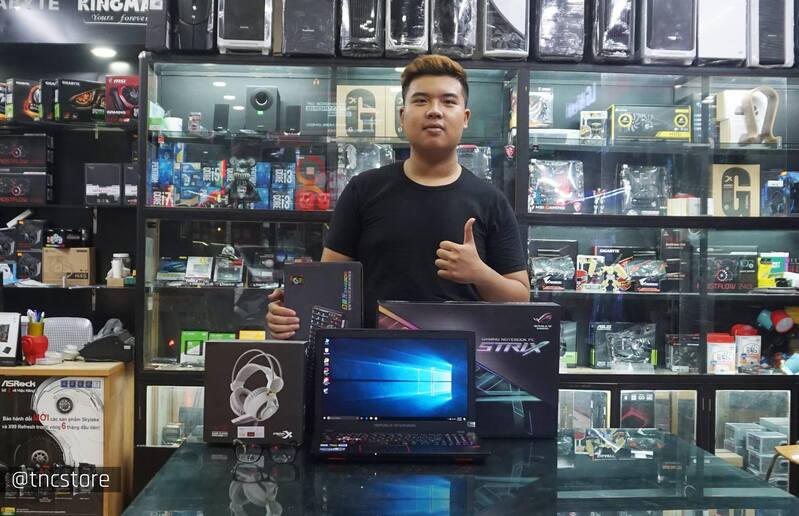 mua laptop gaming TNC store